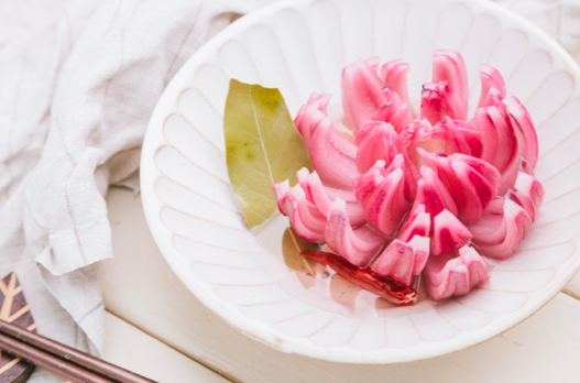 簡単ピクルスレシピ:驚くほど簡単で美味しい! 5 ピクルスの漬け込み時間と野菜の種類