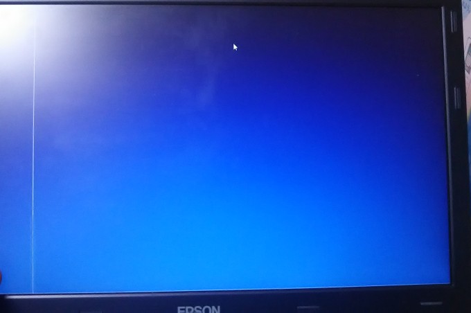 モニター本体のボタンによるコントラスト調整